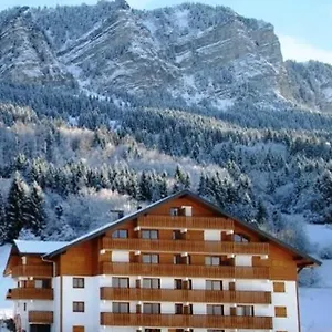 Appartement Confortable A Avec Vue Thollon-les-Mémises